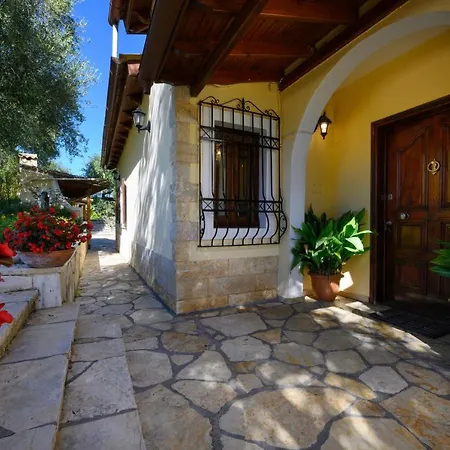 Villa Verde Вилла *
