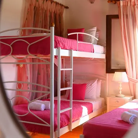 Villa Verde ヴィラ Pouládes