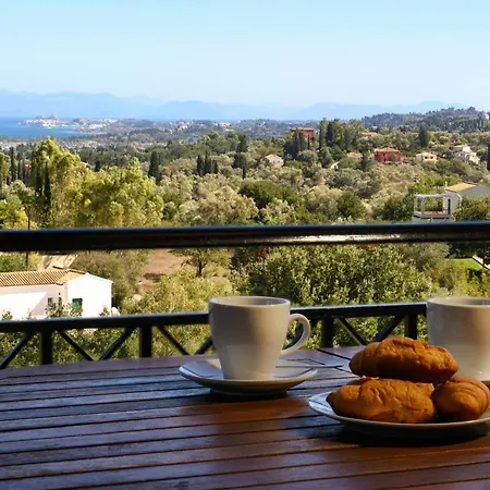 ヴィラ Villa Verde Pouládes